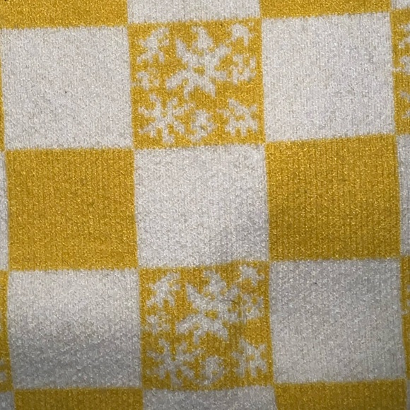 Forever 21 Checkered Sweater Vest - Picture 4 of 4